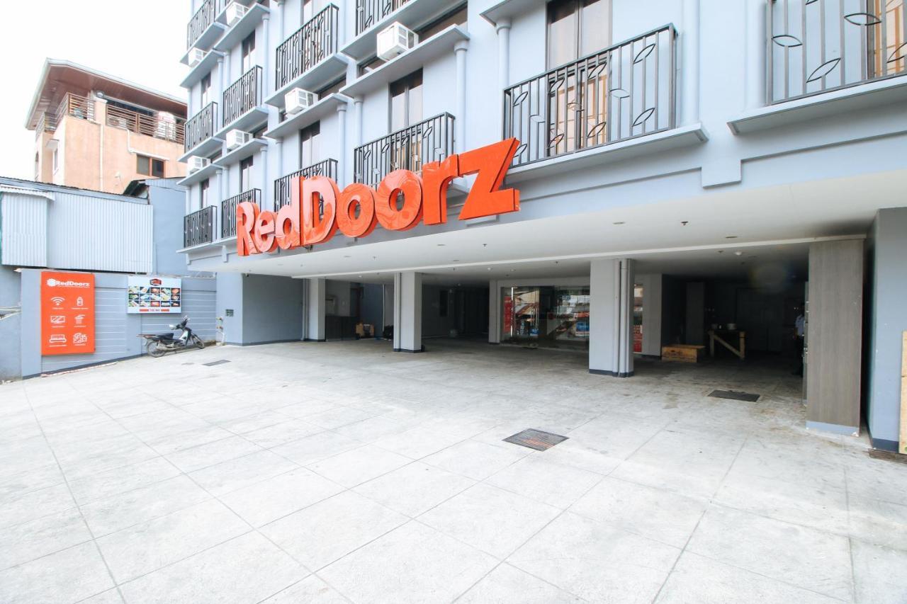Reddoorz Plus @ Jardin Suites Guadalupe Nuevo Mandaluyong Eksteriør billede