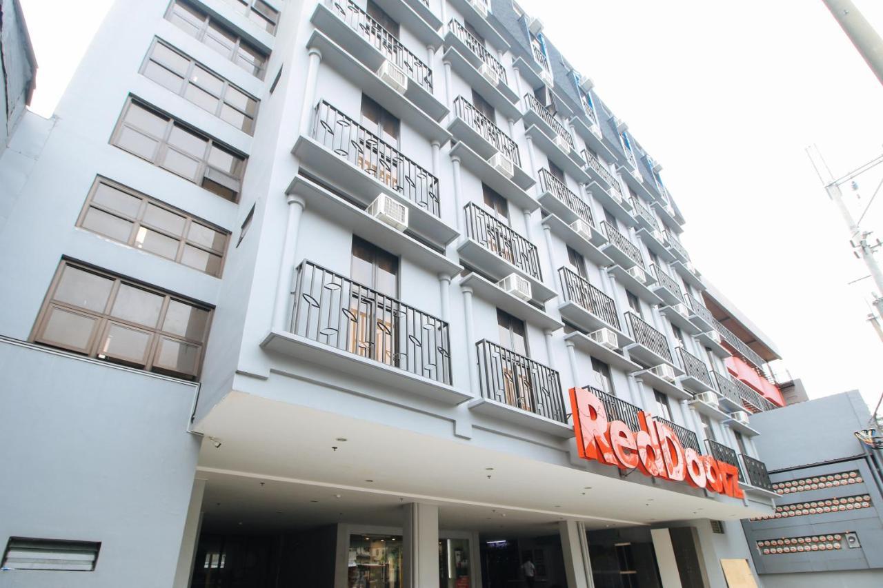Reddoorz Plus @ Jardin Suites Guadalupe Nuevo Mandaluyong Eksteriør billede