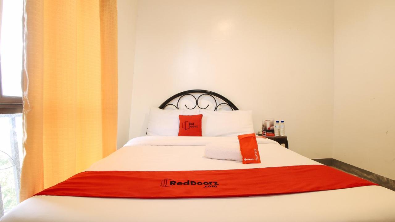 Reddoorz Plus @ Jardin Suites Guadalupe Nuevo Mandaluyong Eksteriør billede